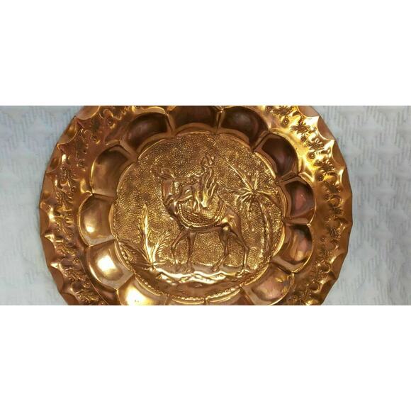 ANTIQUE HAND MADE ORNATE COPPER WALL DECOR PLATE PALM TREE, Camel, Bedouin - Picture 2 of 7